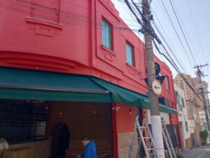 Toldo em Lona Comercial Verde Retrátil